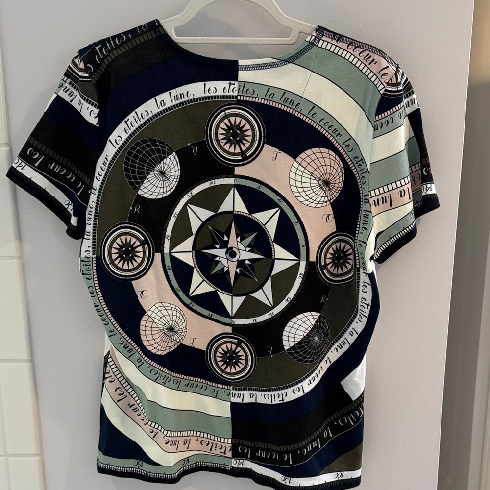 Tory Burch Black and White Compass Print Tee - Picture 2 of 3
